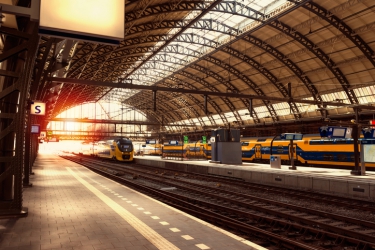 A rail partner who feels at home in a demanding environment