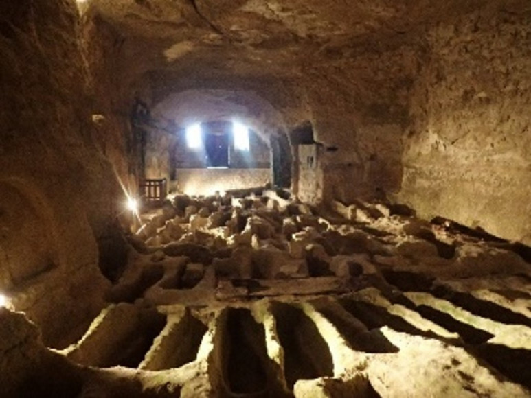 Geotechnical and hydrogeological diagnosis in Monolithic Church in France